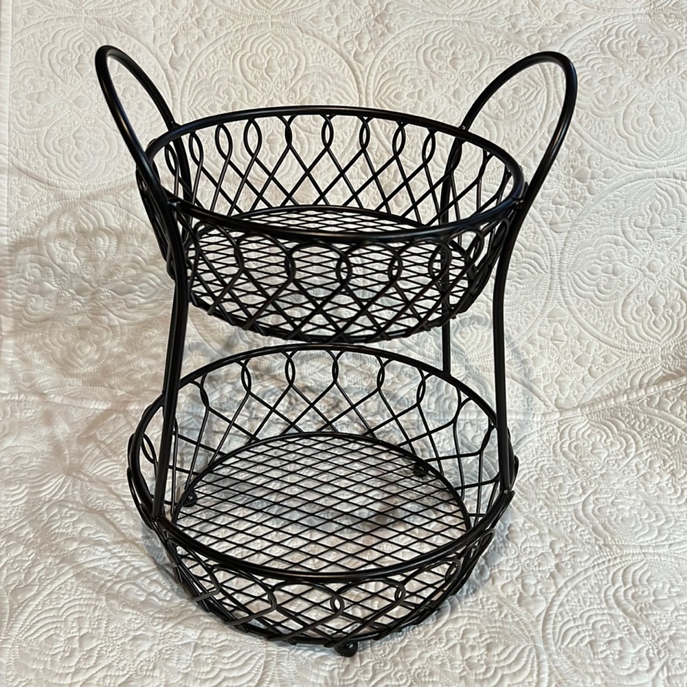 MIKASA‎ LATTICE 2 TIER COUNTERTOP STORAGE BASKET